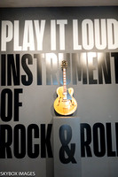 Play It Loud @ the MET-photos